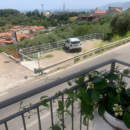 Il Fiore Bianco Capo dʼOrlando Exteriör bild